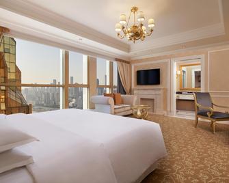 Sheraton Chongqing Hotel - Chongqing - Bedroom