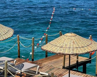 Akvaryum Butik Otel Karaburun - Karaburun