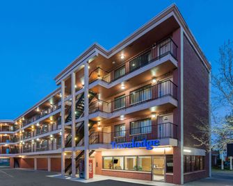 Travelodge by Wyndham Reno Downtown - Reno - Bâtiment
