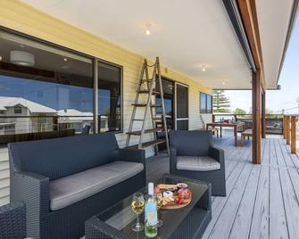Lano Beach House - Lancelin - Balcony