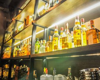 The Bauan Plaza Hotel - Bauan - Bar