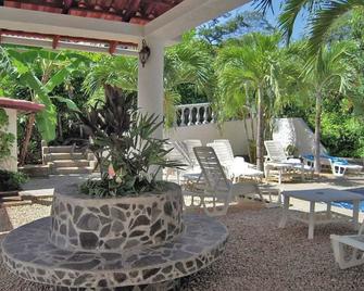 Hotel Flores - Adults Only - Tamarindo - Uteplats
