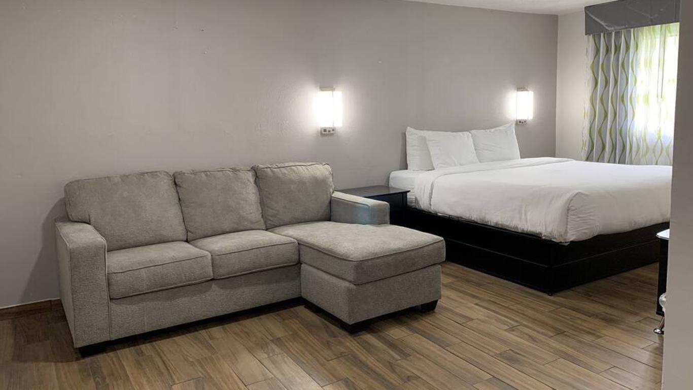 Days Inn by Wyndham Sulphur Springs