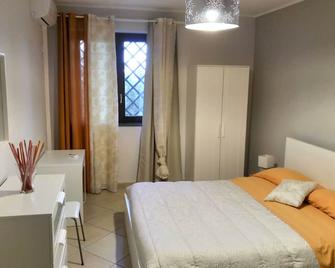 Villa Feluchia Tra Il Mare E Il Vulcano - Acireale - Habitación
