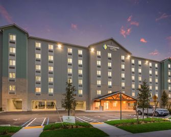 Woodspring Suites Doral Miami Airport - Miami - Building
