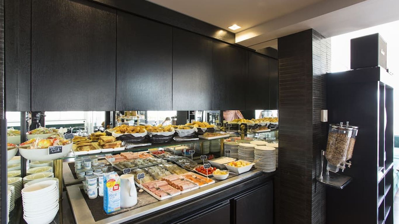 Hôtel Cannes Centre Univers