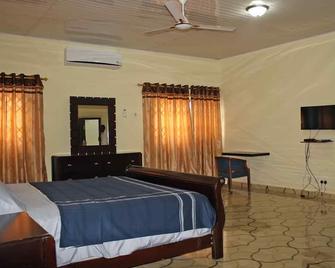 The Whitestone Inn - Adentan - Habitación