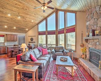 Hot Tub & Mtn Views: Cripple Creek Retreat - Cripple Creek