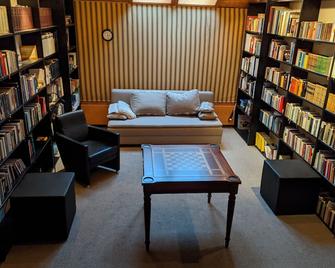 Auszeitoase Freystadt - Park, Billard, Sauna - ideal für Familientreffen und Messe Nürnberg - Freystadt - Lounge