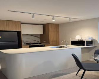Two Bedroom, Two Bathroom - Kashmir Apartment in Canberra City - Watson - Kitchen