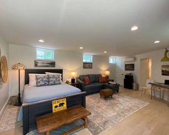 The Bears Den at La Soledad - Harpers Ferry - Bedroom