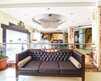 Fabhotel Marble Arch Karol Bagh - Nova Delhi - Vestíbul