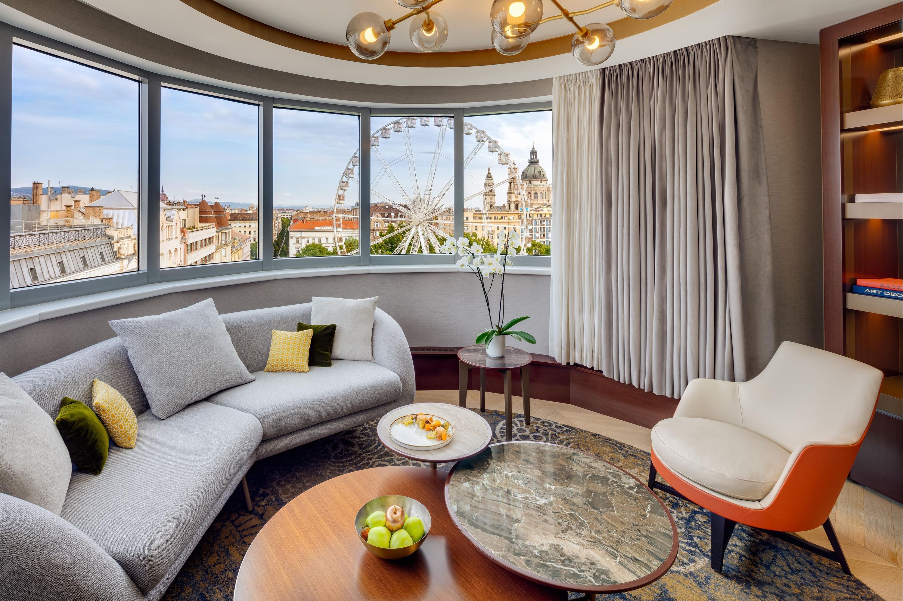 Kempinski Hotel Corvinus Budapest - בודפשט - סלון