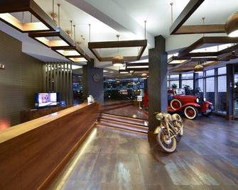 Tiara Termal & SPA Hotel - Bursa - דלפק קבלה
