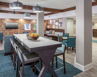 Hampton Inn Austin NW near The Domain - Austin - Dining room