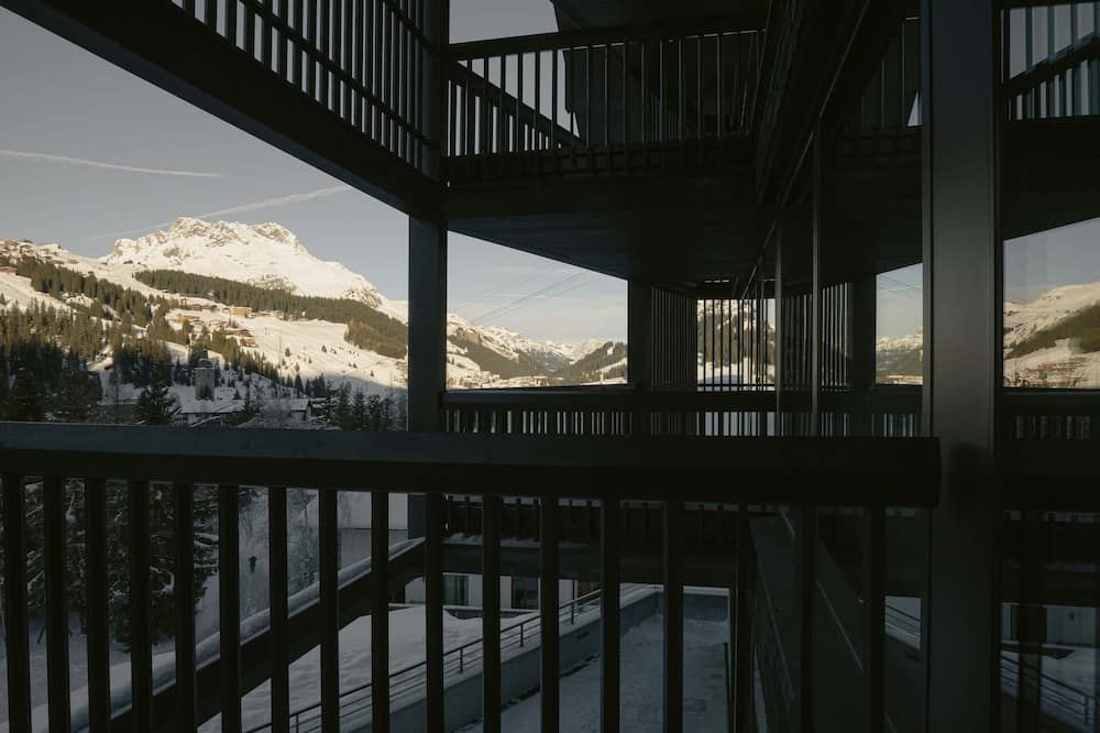 NEW Hotel Kristberg in Lech - new opening since December 2025 - לך אם ארלברג - מרפסת