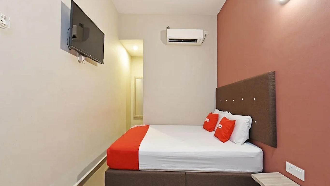 Capital O 90556 Hotel Cherita Rooms
