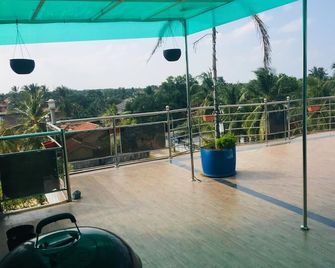Grand Star Guest House - Batticaloa - Balcony