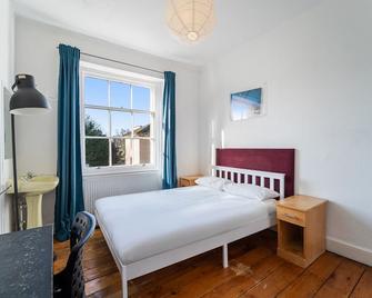 Georgian Shared House No'3 - By Clifton Short Lets - Bristol - Soverom