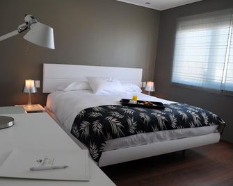 Regency Golf - Hotel Urbano - Montevideo - Camera da letto