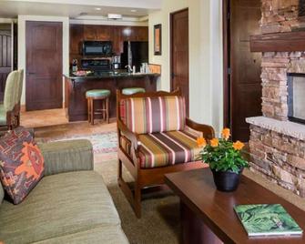 Hyatt Pinon Pointe - Gorgeous Resort in Sedona, AZ - 2 Bedroom Unit - Save - Sedona - Phòng khách