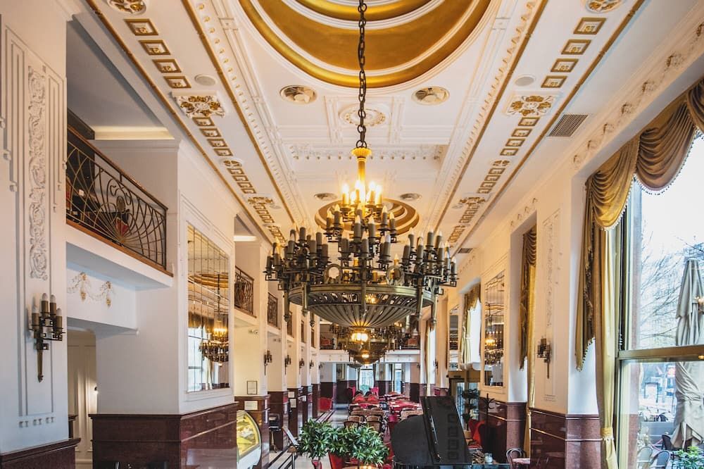 فندق موسكفا - بلغراد - ردهة