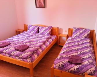 Guest House Zora - Belogradchik - Bedroom