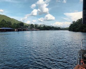 Tiger House River Kwai - Ban Tha Thong Mon - Vista del exterior