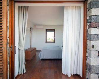 Castellaro Wine Resort - Lipari - Schlafzimmer