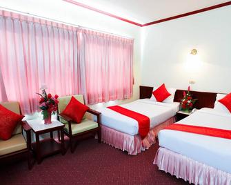 Chumphon Palace Hotel - Чумпгон - Спальня