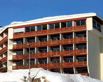 Hôtel Eliova Le Chaix - Huez - Budova