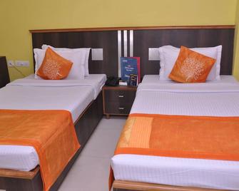 Hotel Ashoka Residency - Patna - Bedroom