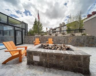 Snowblaze Athletic Club Studio 1 Bedroom Condo by RedAwning - Winter Park - Patio