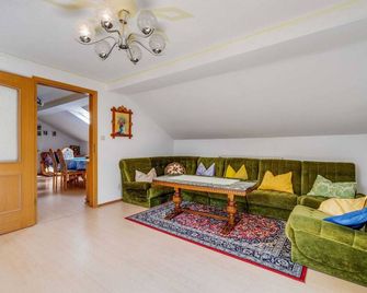 Bauernhof in Spandlberg am Hohe Bogen - Neukirchen beim Heiligen Blut - Living room