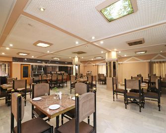 OYO 41238 Hotel Sagar Ratan - Puruliya - Restaurant