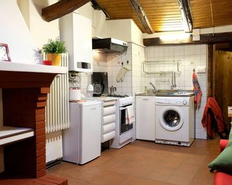 Castiglione Lovely Mansarda - Bolonha - Cozinha