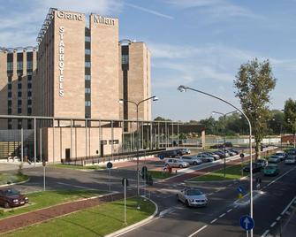 Starhotels Grand Milan - Saronno - Edificio