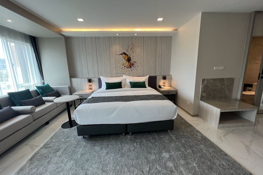 Arni Skye Hotel - פרה פראדנג - חדר שינה