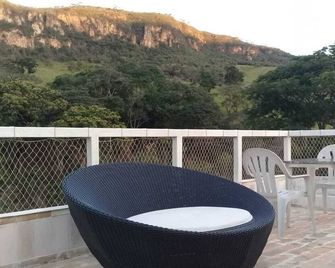 House with private waterfalls and boat for canyons, Escarpas do Lago. - Capitólio - Varanda