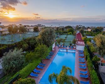 Comfort Hotel Gardenia Sorrento Coast - Sorrento - Piscina