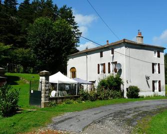 Maison Neuve Grandval - Gite - Grandval - Edificio