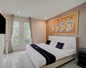 Dancenter White House - Jakarta - Phòng ngủ