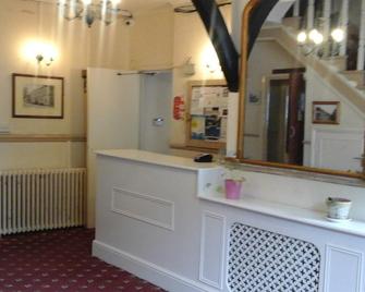 The George - Dymchurch - Front desk