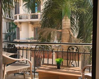 Holy Sheet Hostel - Cairo - Balcony