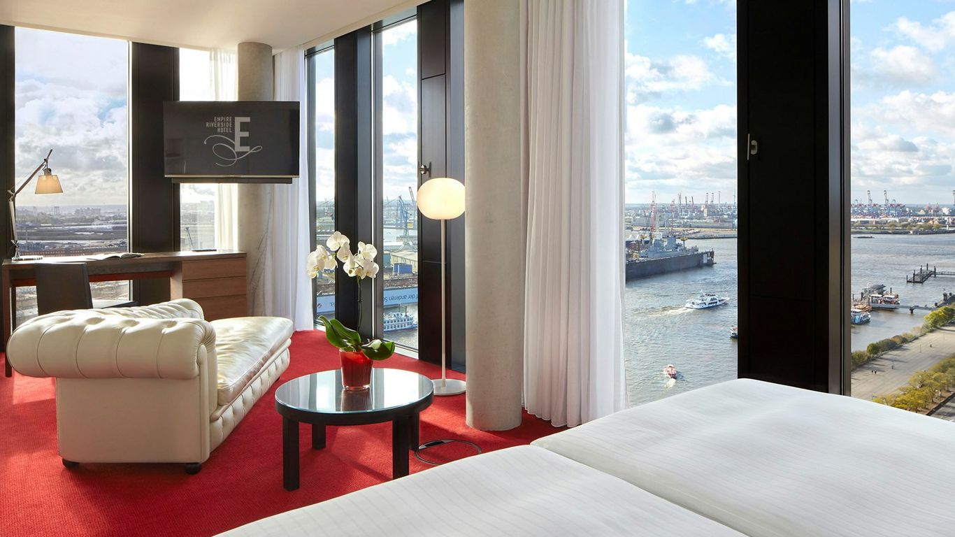 Empire Riverside Hotel