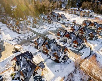 Komuny Paryskiej, Sun & Snow - Karpacz - Bygning