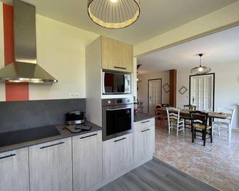 Escapade Nature avec Confort : Gîte 5 Pers., Terrasse, Activités Plein Air, Draps Fournis - FR-1-489-461 - Saligny-sur-Roudon - Cocina