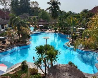 Ban Nam Mao Resort - Ban Chang - Pool