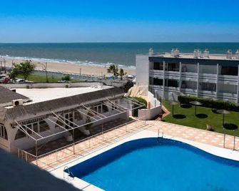 Apartamentos Turisticos Flamero - Matalascanas - Piscina