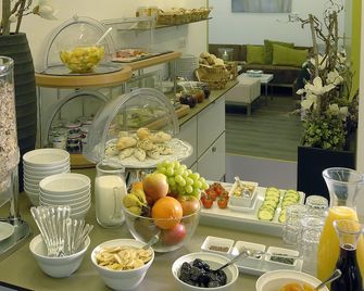 Hotel zum See - Diessen am Ammersee - Buffet